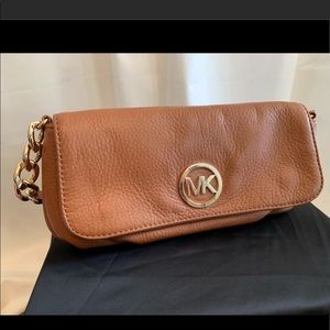✅ Authentic Michael Kors Shoulder Bag